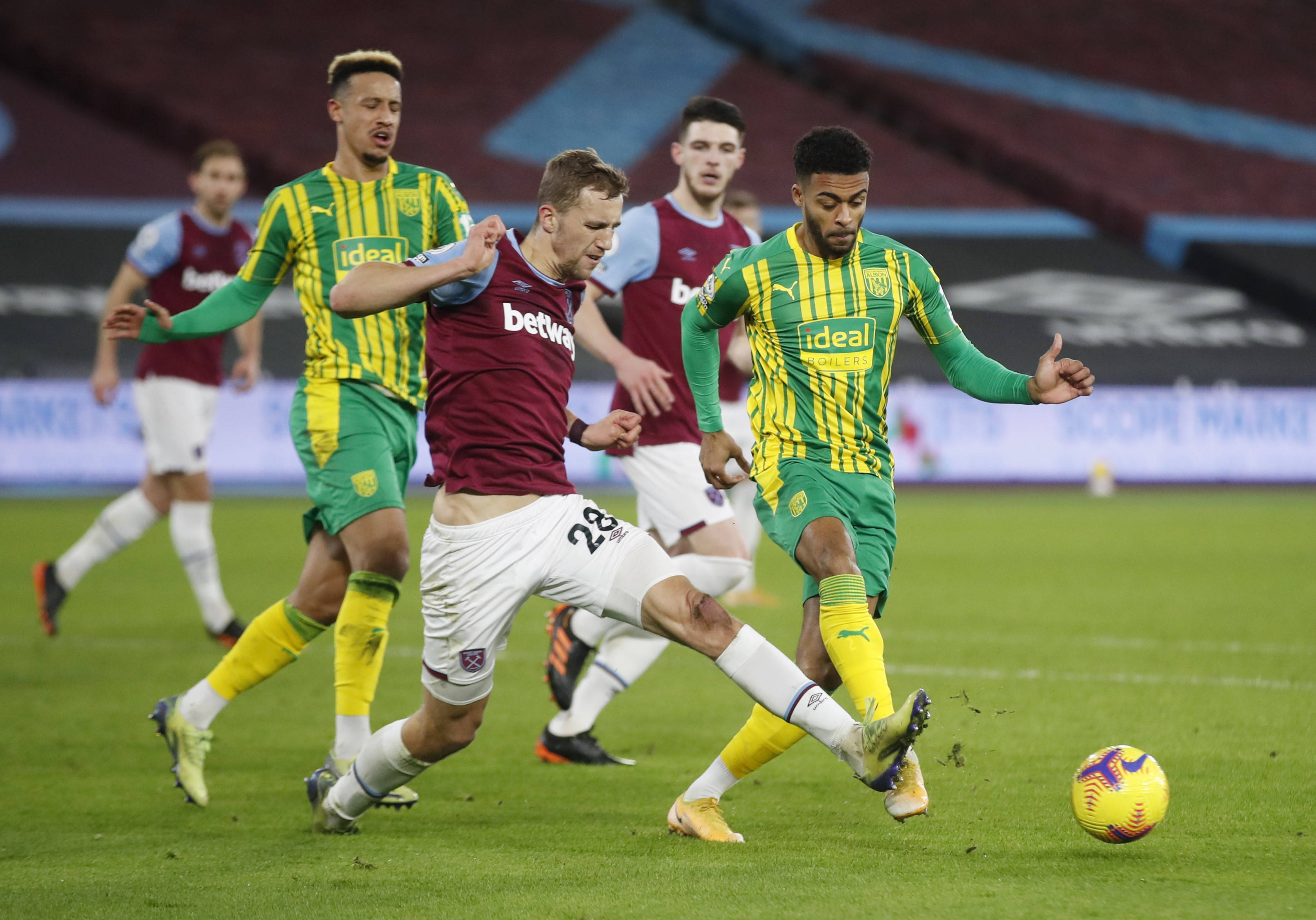 赛对年轻球 赛对年轻球